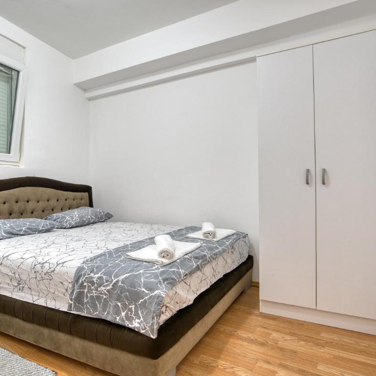 Apartmani Čukić Rafailovići - Apartman sa 1 Spavaćom Sobom - 5