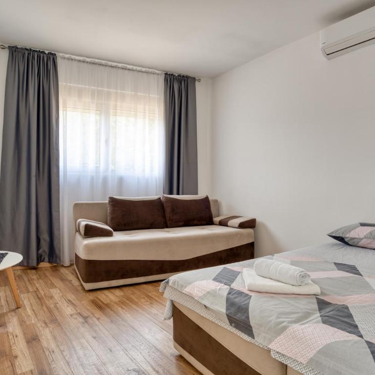 Apartmani Čukić Rafailovići - Deluks Apartman - 4