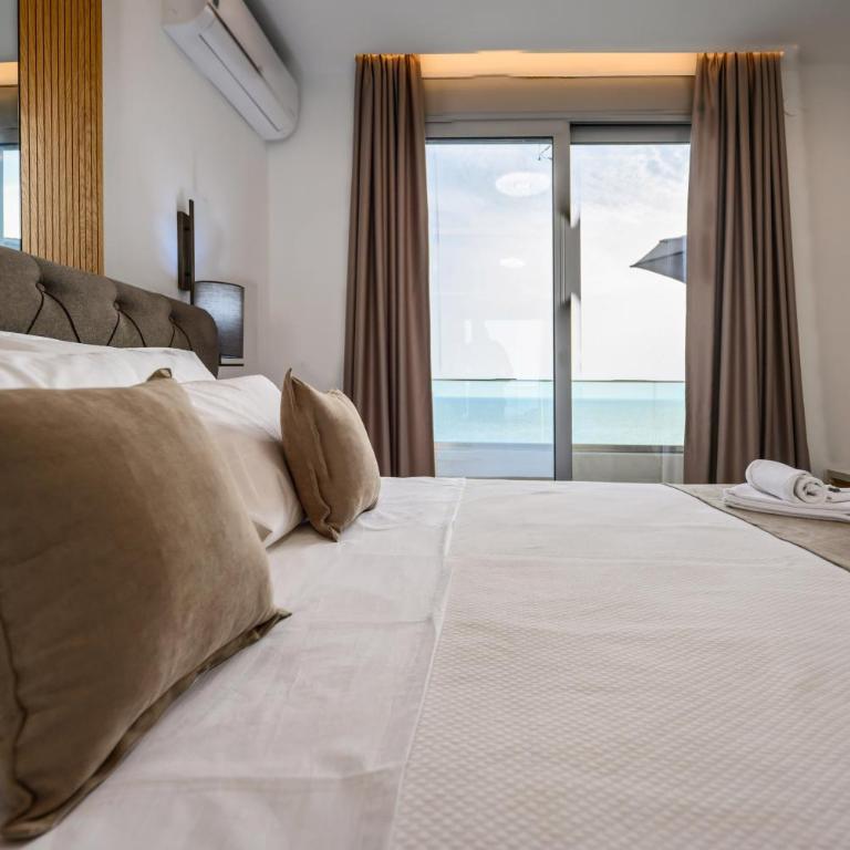 G Star Hotel - Penthaus Apartman - 6