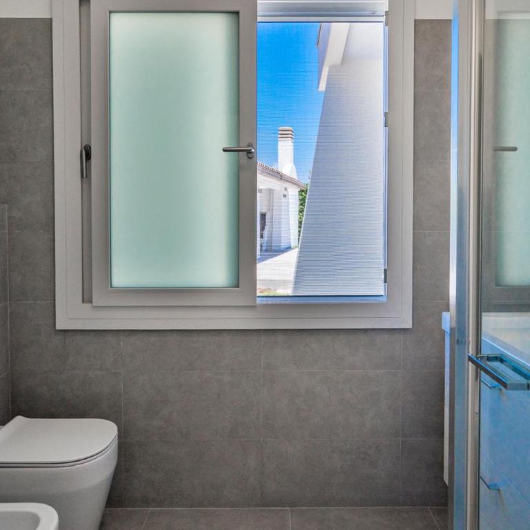 Direzione Sud - Fontane Bianche - Casa con 5 Camere da Letto - 50