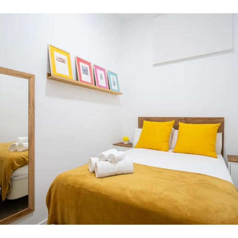 Apartamento amarillo en Atocha - One-Bedroom Apartment - 6