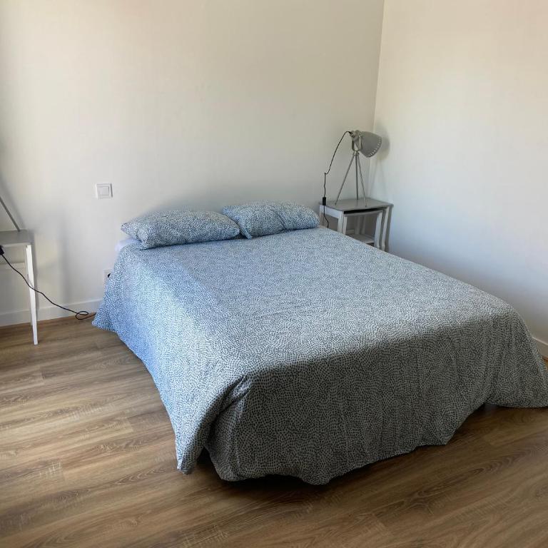 Centre-ville au calme grand T2 avec terrasse - Appartement 1 Chambre - 17
