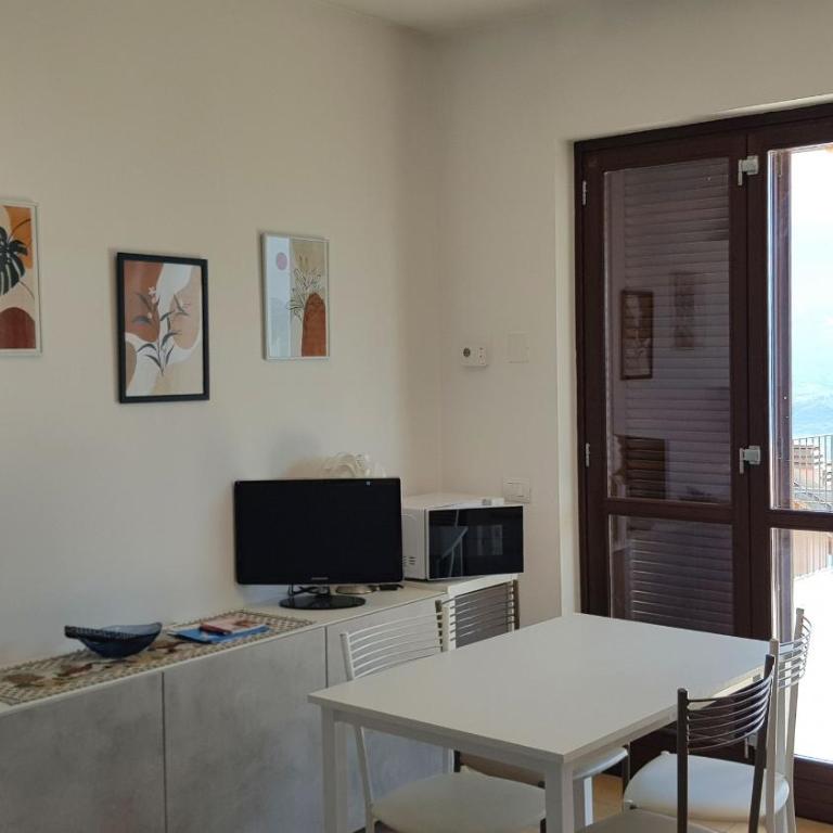 La Quiete 08 lake view Apartment By Garda Domus Mea - Appartamento con Vista Lago - 9