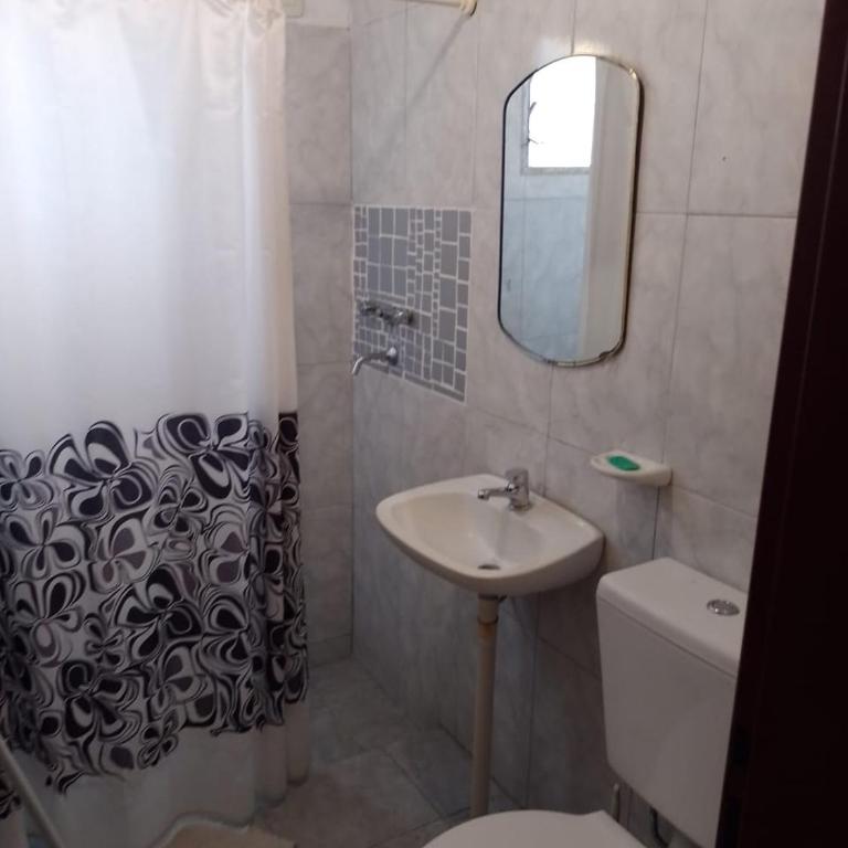 Alojamiento económico de buena ubicación - Apartamento de 1 dormitorio - 10