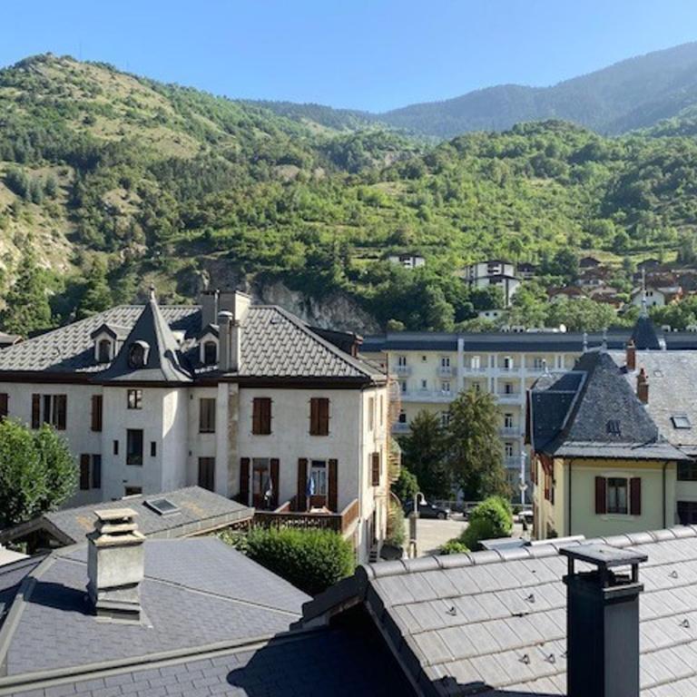 Appartement T3 de charme, Wifi, 6 pers, Brides-les-Bains - Appartement 2 Chambres - 9