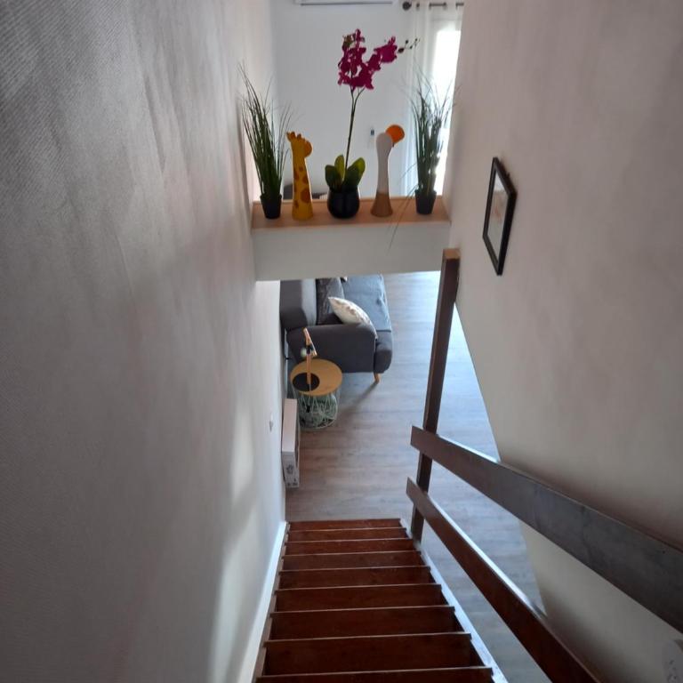 Les Cyclades, T3 climatisé, terrasse, 500m plage - Three-Bedroom Apartment - 18