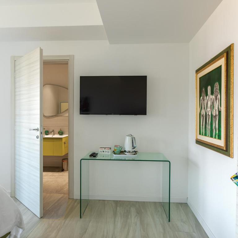 Un sogno sul lago Home Relax - Suite con Vista Lago - 2