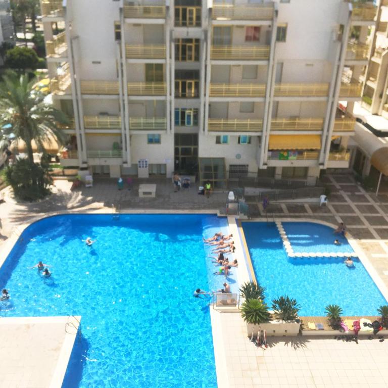 Apartamento con piscina en 1ª línea de playa en Salou - Apartamento de 2 dormitorios - 13