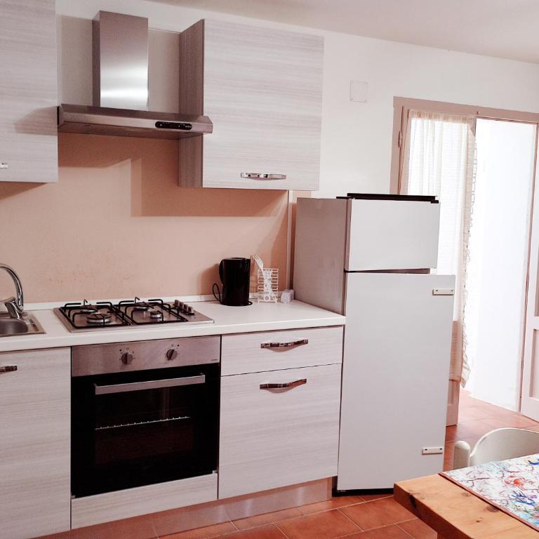 Alghero Guest House, Oasi tra gli Ulivi con Piscina e Fresche Suites in Seminterrato - Appartamento con 2 Camere da Letto e Terrazza - 40