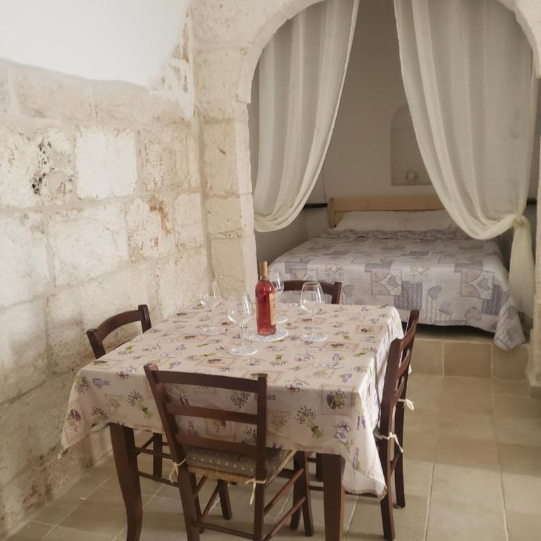De Cristoforis 57, Traditional white stone house - Two-Bedroom House - 6