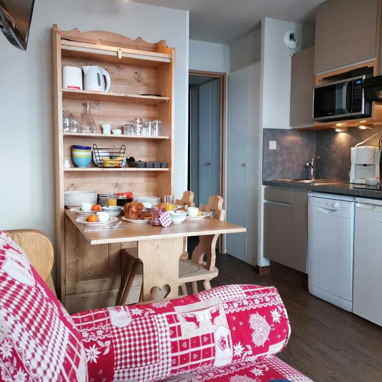 Appartement rénové · Pied des pistes · Animaux admis · Parking · 5 pers - Appartement 1 Chambre - 4