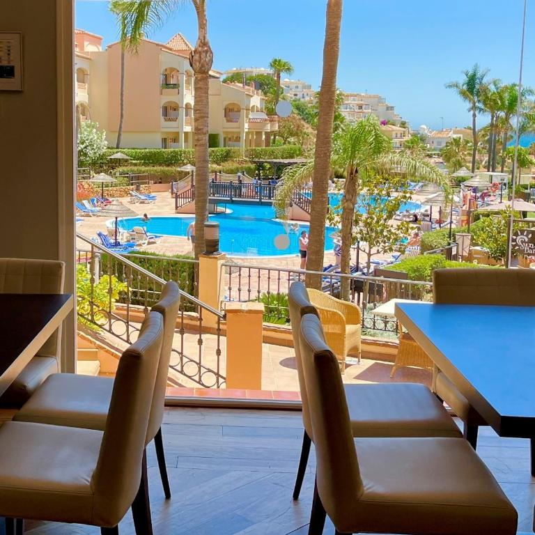 Fantástico Apartamento con vistas al mar zona Club la Costa Castillo Fuengirola - Apartamento de 1 dormitorio - 20