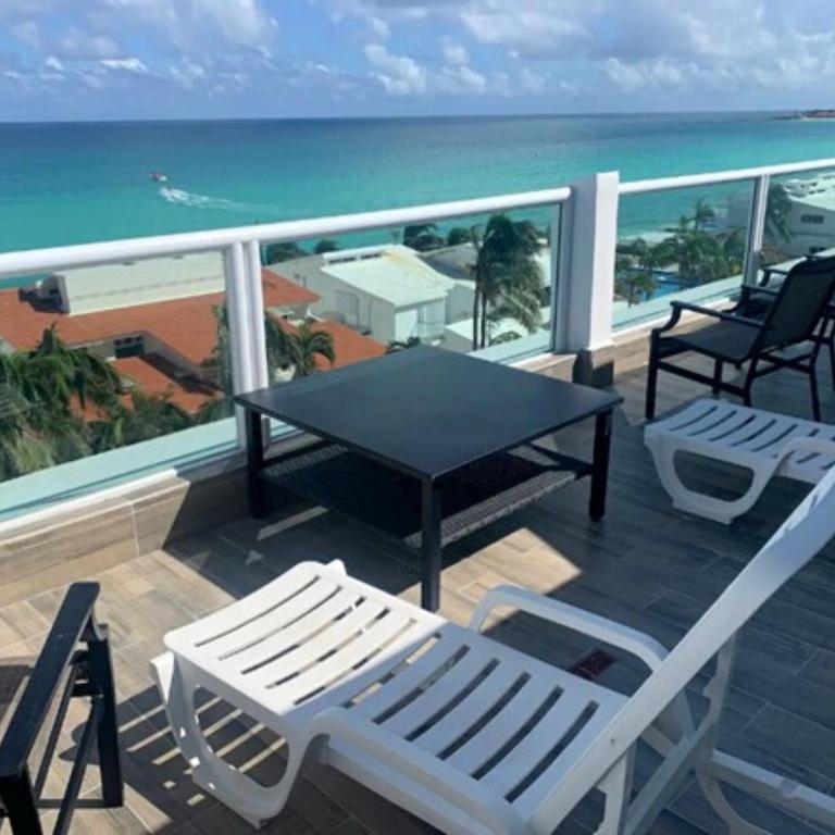 Espectacular Penthouse con Piscina y Vista al Mar en Cancún - Two-Bedroom Apartment - 8
