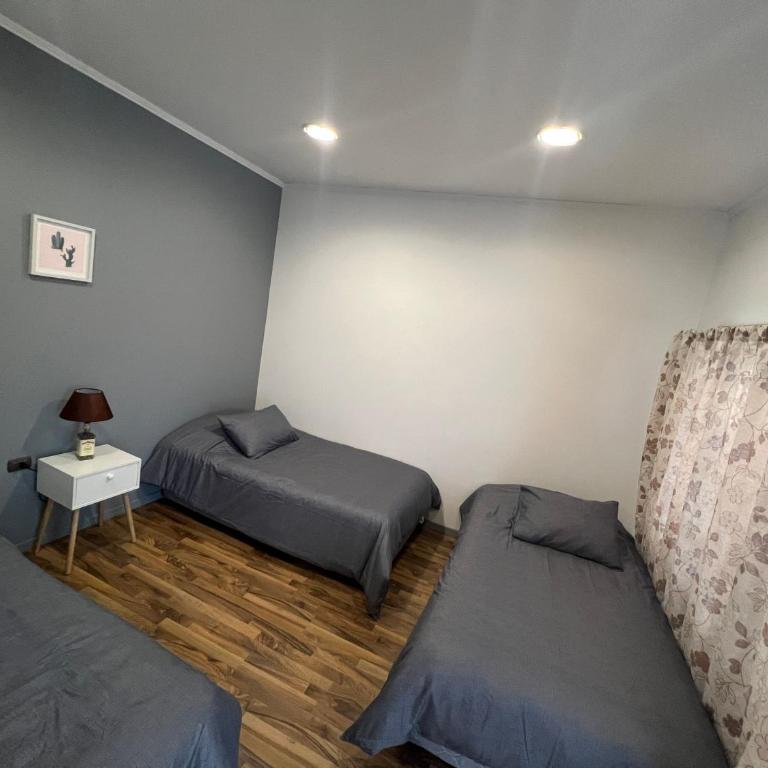Hostal FloryMar - Triple Room with Shared Bathroom - 3