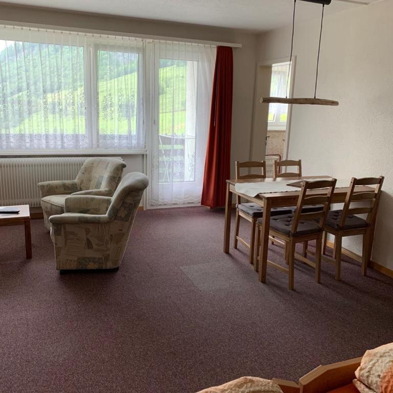 Haus Atlantic Leukerbad - Apartment mit Balkon - 9