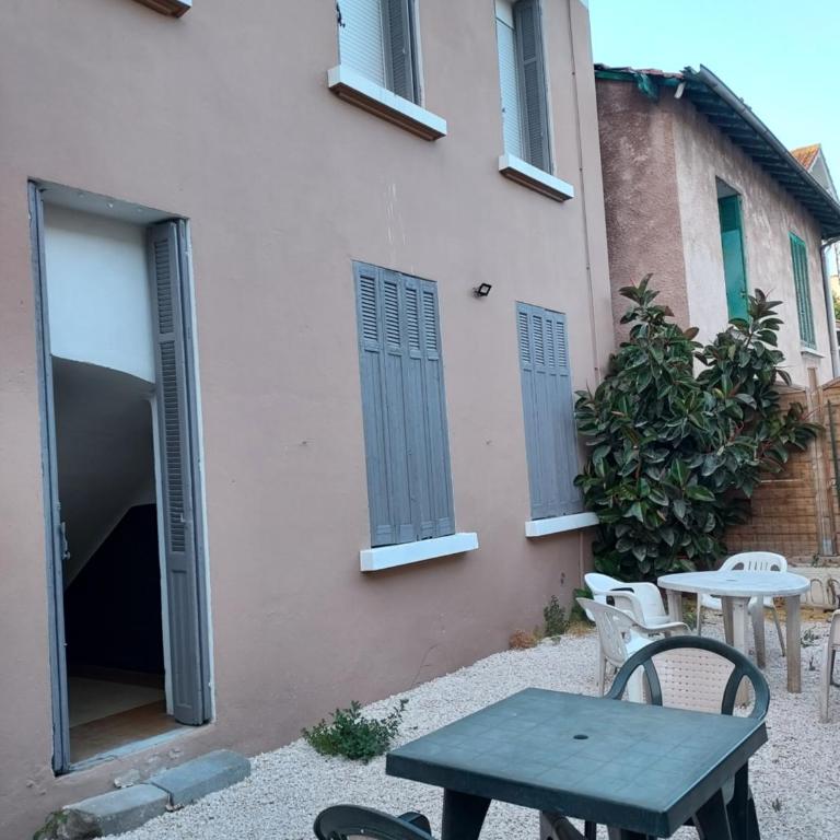 Toulon, soleil et douceur I - Appartement 1 Chambre - Vue sur Jardin - 24