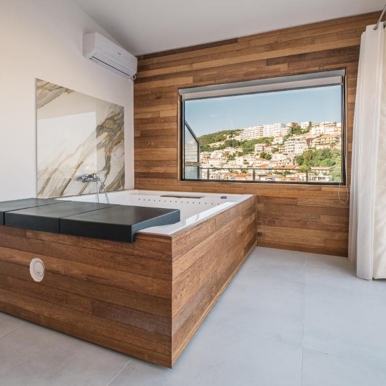 Barba Apartments - Double Room with Balcony and Sea View - 1