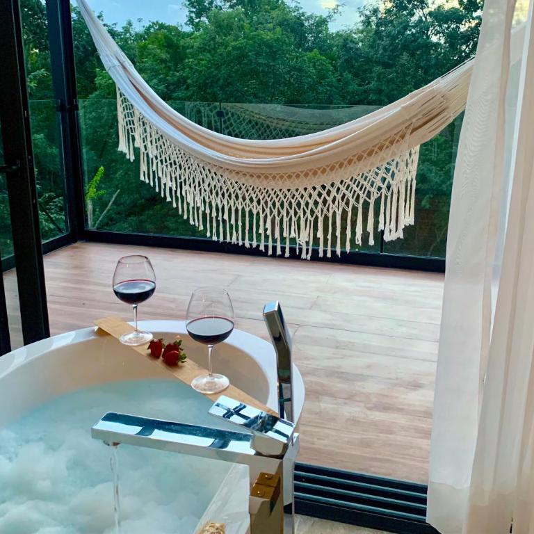 GLASS JUNGLE VILLA with amazing green views -10 min DT - Casa de 3 dormitorios - 52