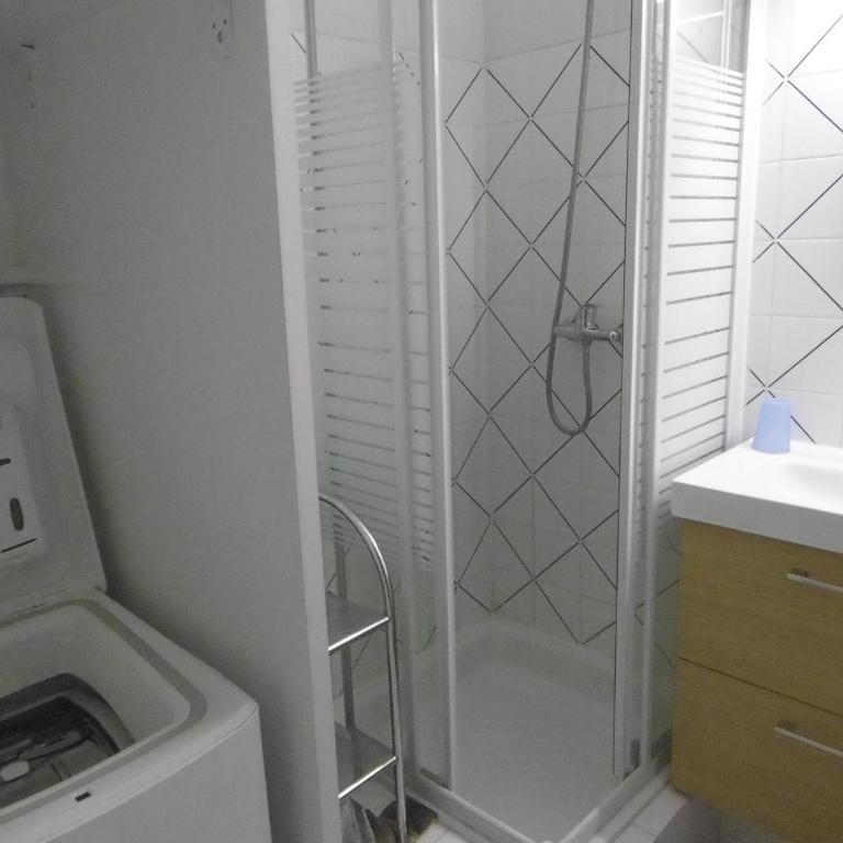 Appartement climatisé à Sète avec parking privé, 2 pièces pour 4 pers - FR-1-472-170 - Apartment - 8
