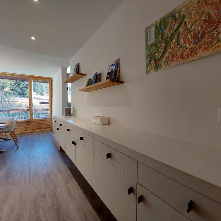 Appartement rénové, ski aux pieds, balcon, 7 personnes, WIFI - FR-1-346-313 - Appartement - 2