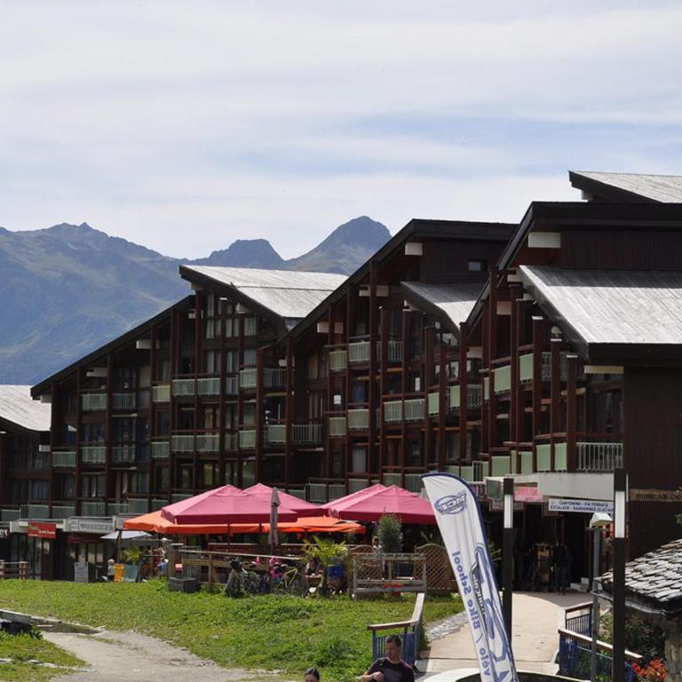 Appartement Ski aux pieds avec Balcon et Wifi - FR-1-346-496 - Appartement - 6