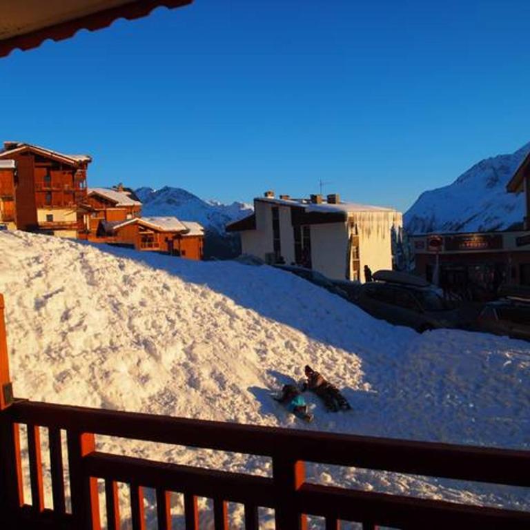 Studio fonctionnel proche commerces et pistes, balcon sud, 4 pers, non-fumeur - Studio - 2