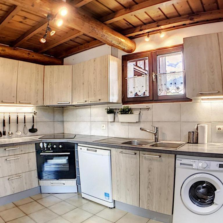 Chalet spacieux tout confort avec billard, proche remontées - Chalet 3 Chambres - 5