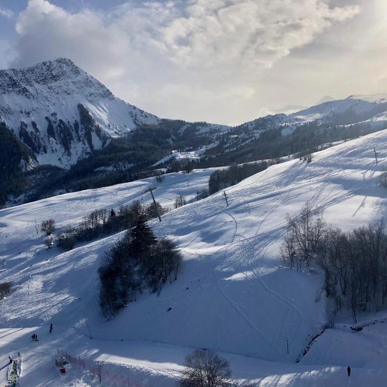 Appartement 3 pièces skis aux pieds avec WIFI gratuit - Apartment mit 2 Schlafzimmern - 4