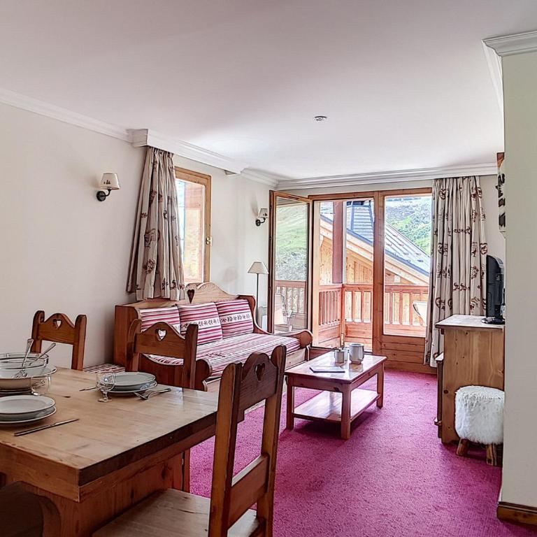 Appartement spacieux 3 pièces, proche pistes, balcon, sauna, hammam, WIFI - FR-1-344-758 - Appartement - 1