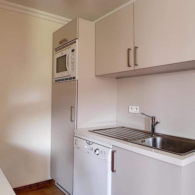 Appartement spacieux 3 pièces, proche pistes, balcon, sauna, hammam, WIFI - FR-1-344-758 - Appartement - 4