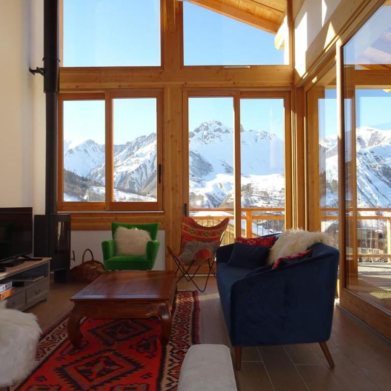 Chalet montagnard avec sauna et Wifi - Accès direct aux pistes - FR-1-344-759 - Chalet - 12