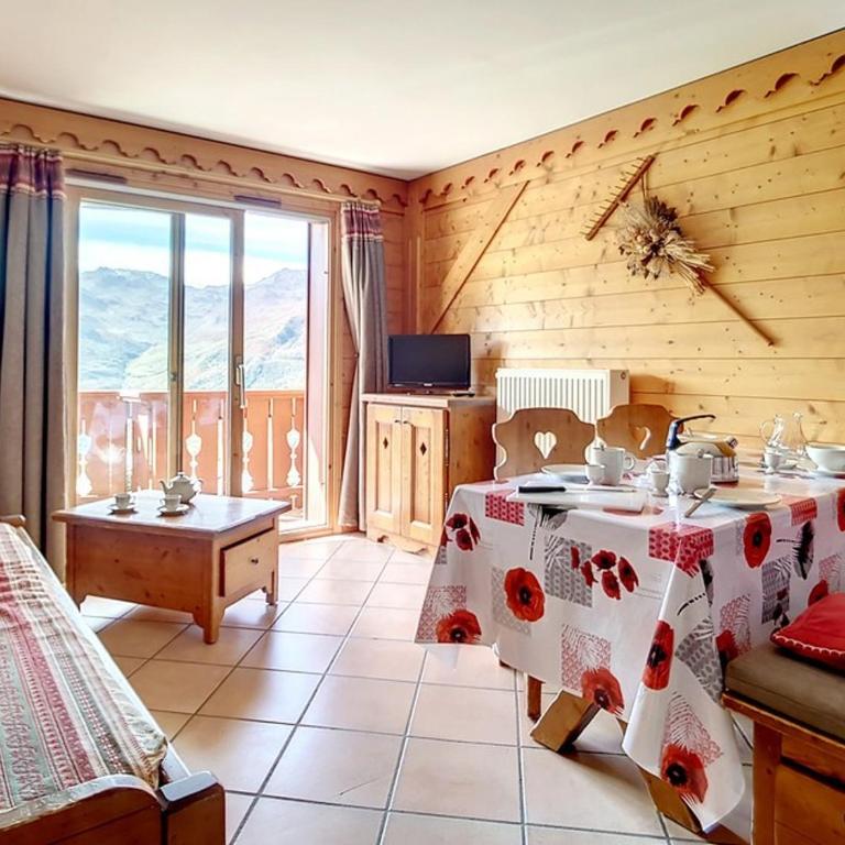 Appartement spacieux proche des pistes avec balcon et parking - FR-1-344-778 - Apartment - 2