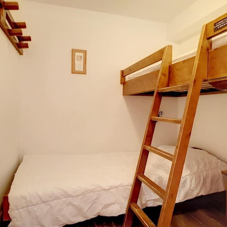 Appartement spacieux proche des pistes avec balcon et parking - FR-1-344-778 - Apartment - 10