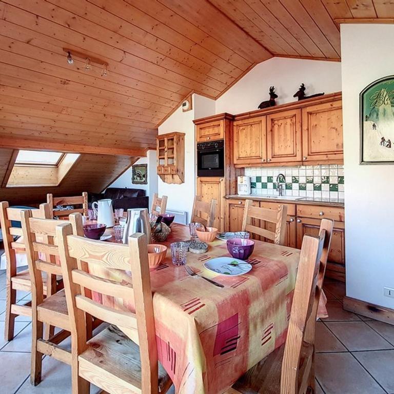 Appartement spacieux proche des pistes avec balcon pour 8 personnes - FR-1-344-749 - Appartement - 4