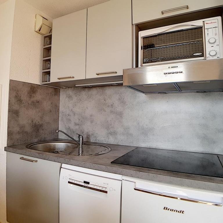 Duplex rénové 3 pièces · Proche pistes · Balcon - FR-1-344-789 - Apartment - 6