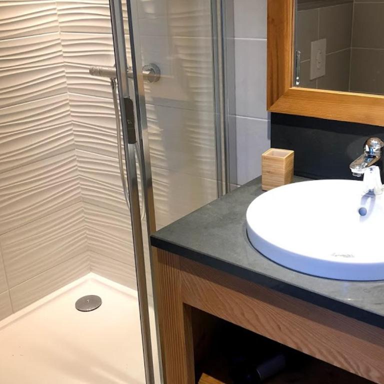 Chalet à Saint-Martin-de-Belleville : 3 chambres, jacuzzi, sauna, parking, wifi - FR-1-344-803 - Chalet - 9