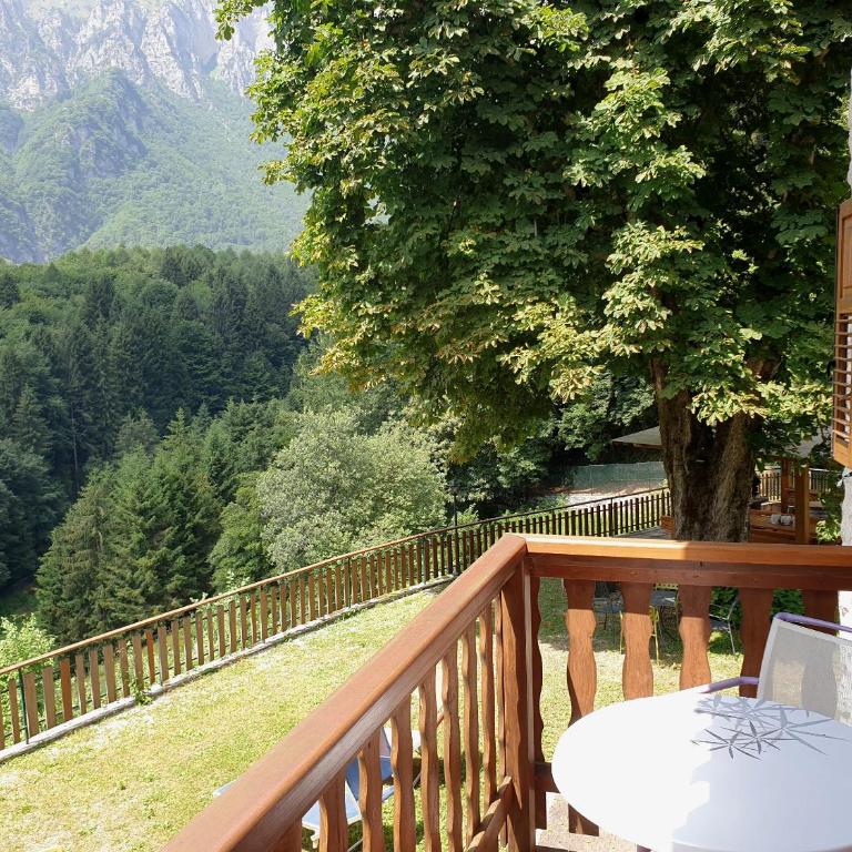 Villa Paradiso Parolari - Apartment with Mountain View - 8