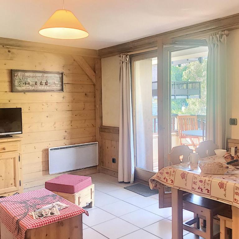 Appartement cosy au pied des pistes avec balcon et parking - FR-1-344-882 - Appartement - 6