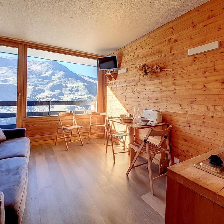 Studio rénové ski aux pieds avec balcon, 3 pers - FR-1-344-890 - Estudio - 9
