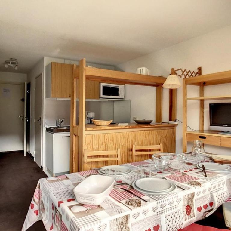 Studio lumineux, entrée/sortie skis aux pieds, balcon - FR-1-344-967 - Studio - 10