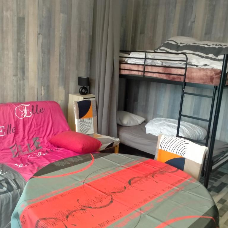 STUDIO la TOUSSUIRE EN SAVOIE - Appartement avec Vue sur la Montagne - 6