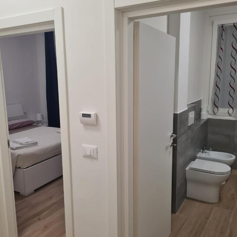 LU.NA - Economy Double Room - 5