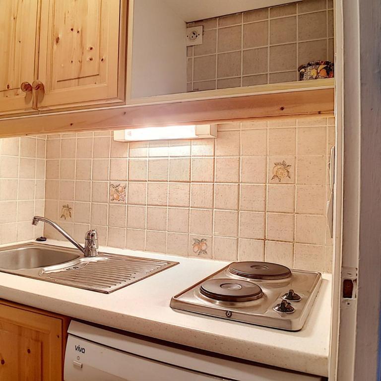 Appartement 3 pièces aux pieds des pistes, balcon, 8 pers - FR-1-344-1037 - Apartamento - 13