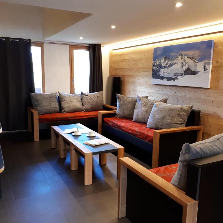 Duplex Rénové 6 Pièces · Accès Skis aux Pieds · Espace Bien-être · Proche Commerces - Appartement 5 Chambres - 2