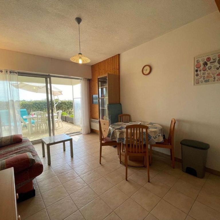 Studio/Cabine Mer 4 Pers: Terrasse, Près Plage, Garage Privé, Tout équipé, St-Jean-de-Monts - FR-1-224C-70 - Appartement (4 Adultes) - 2