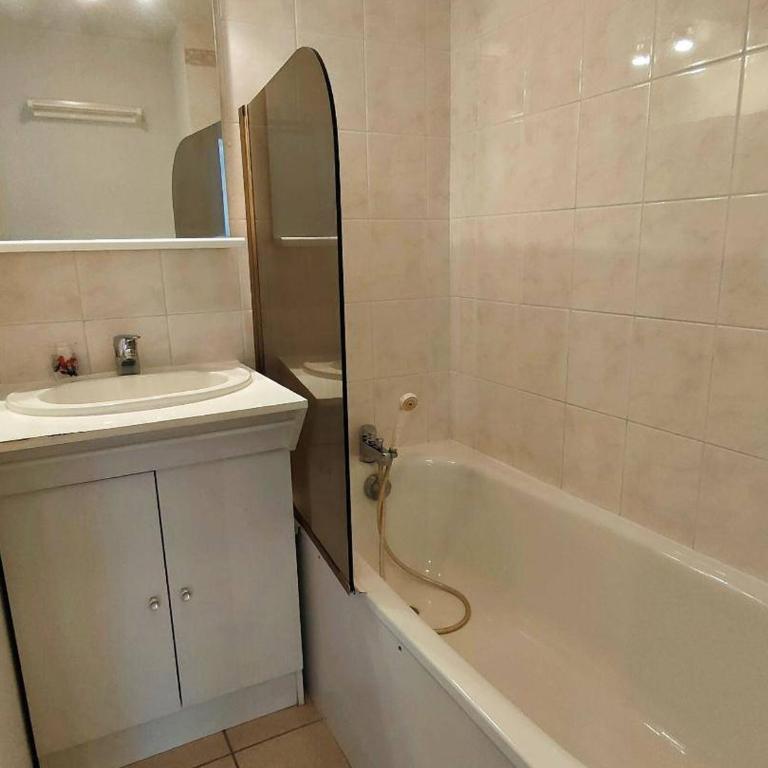 Appartement 6/8 personnes Centre Ville Cauterets - FR-1-234-78 - Appartement (8 Adultes) - 12