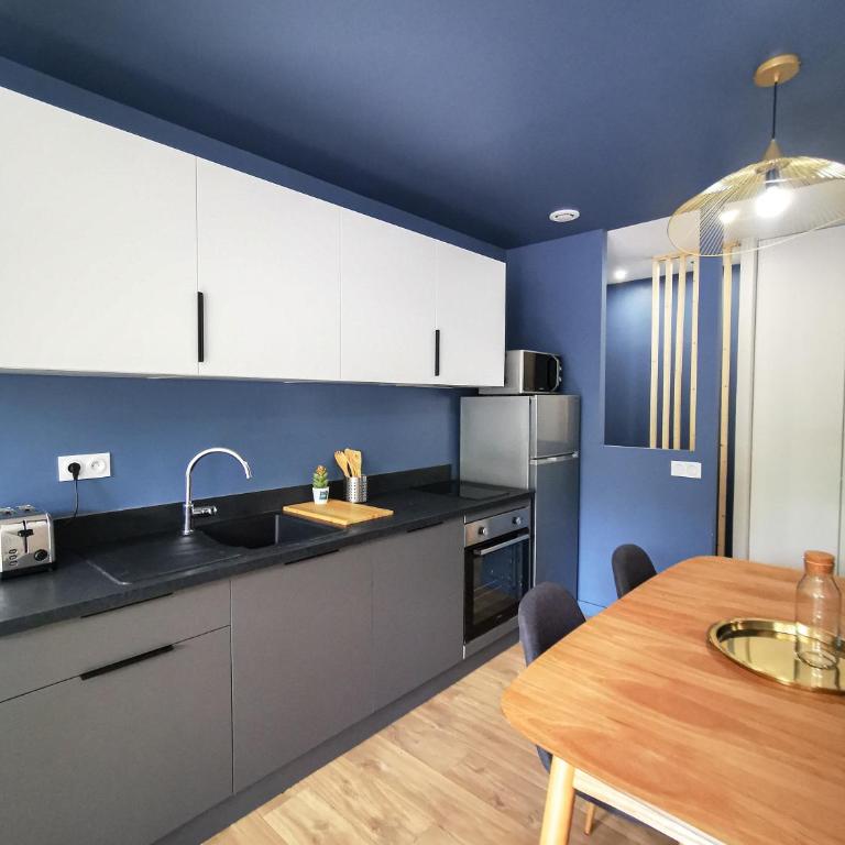 L'élégant de fourvière - Three-Bedroom Apartment - 4