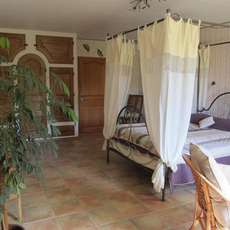 Le Clos de Lumière - Suite avec Baignoire Spa - 6