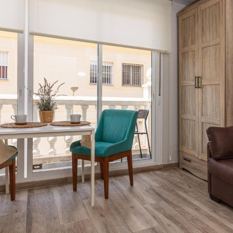 Apartamentos Lola Beach - Apartamento con balcón - 10