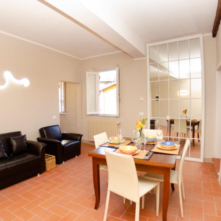 Loft Lucca - Three-Bedroom Apartment - 25